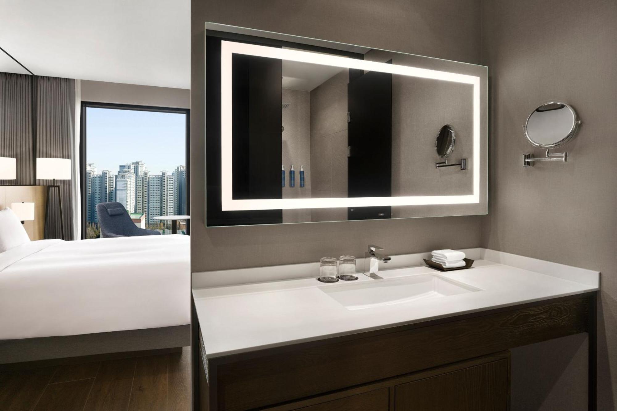 Four Points By Sheraton 수원 외부 사진